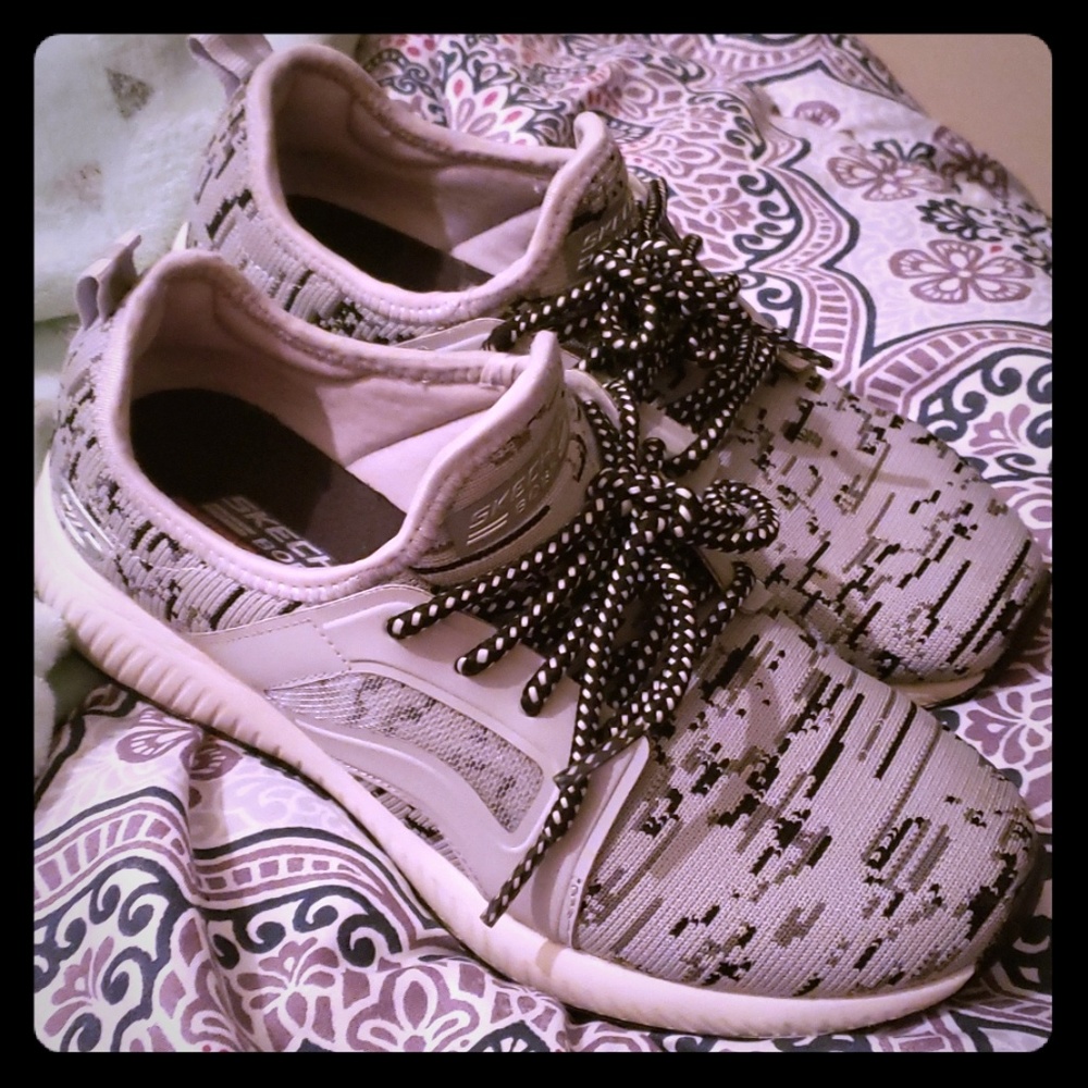 Skechers shoes